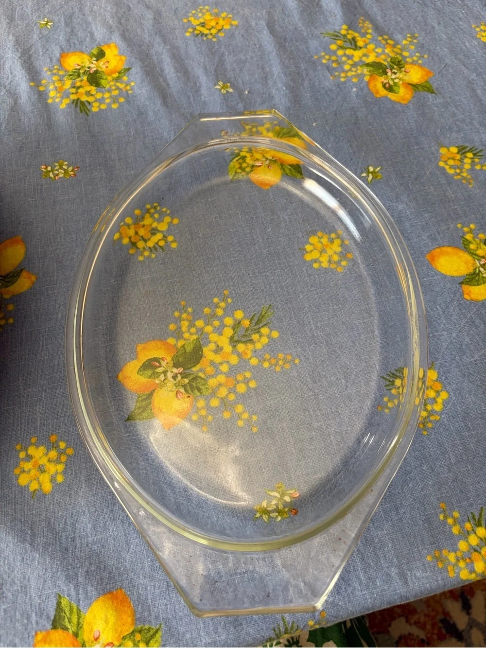 Pyrex Brown Glass Casserole Dish with Clear Lid vintage - Picture 6 of 11